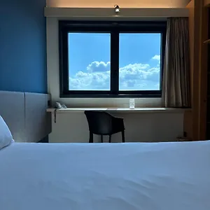 מלון Ibis Fiera